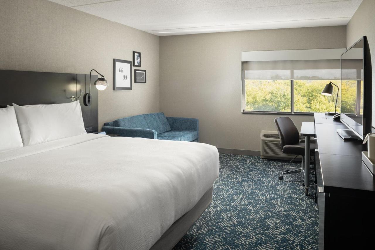 Four Points By Sheraton Milwaukee North Shore Brown Deer Екстериор снимка